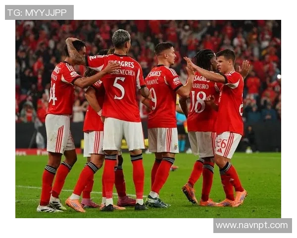 爱打驾的足球明星们如何在赛场内外展现激情与风采