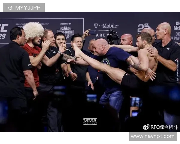 当UFC选手邂逅足球明星他们的运动激情碰撞出怎样的火花